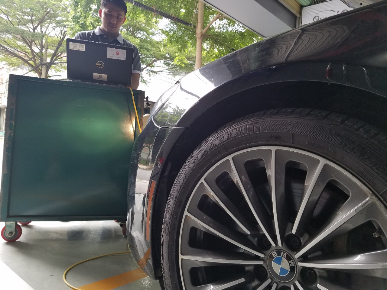 Sửa chữa điều hòa ô tô BMW chuyên nghiệp tại TPHCM