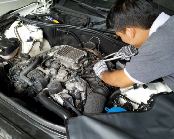 Garage chuyên sửa chữa điện ô tô BMW – Only Bim Car Service Center